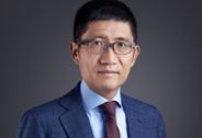 同創(chuàng)偉業(yè)鄭偉鶴：看港股“新經(jīng)濟(jì)”下的樂享互動(dòng)