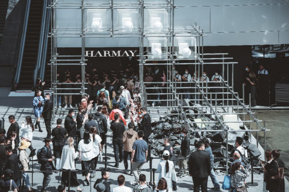 這屆年輕人為何如此鐘情HARMAY話梅？