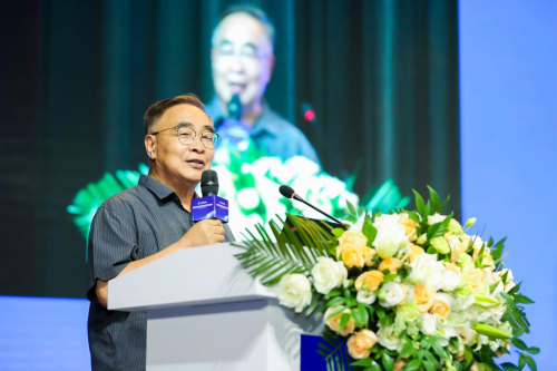 傳承國粹文化，彰顯民族自信：以嶺藥業(yè)引領(lǐng)中醫(yī)藥現(xiàn)代化發(fā)展