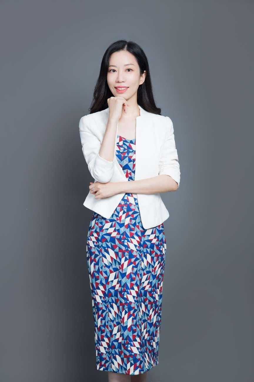 同方全球人壽周露：17年初心堅(jiān)守 服務(wù)他人成就自我｜對話保險(xiǎn)咖 ②